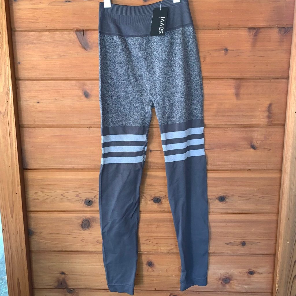 Nwt Charcoal Gray Savvi Striped Legging S
